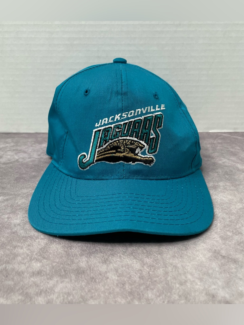 Vintage Jacksonville Jaguars Banned Logo Snapback Cap Hat Starter NFL 90s